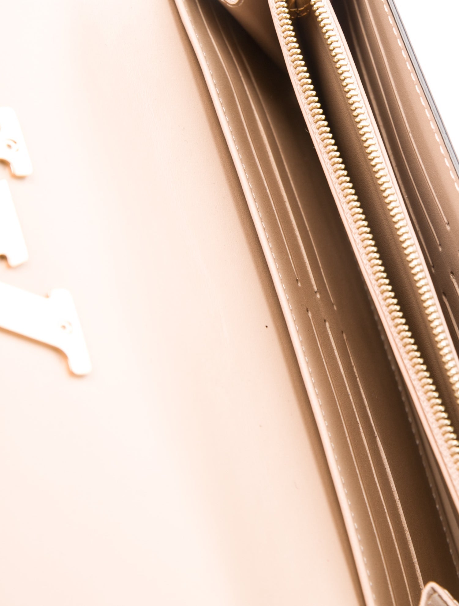 Louis Vuitton Vernis Patent Leather Louise Clutch